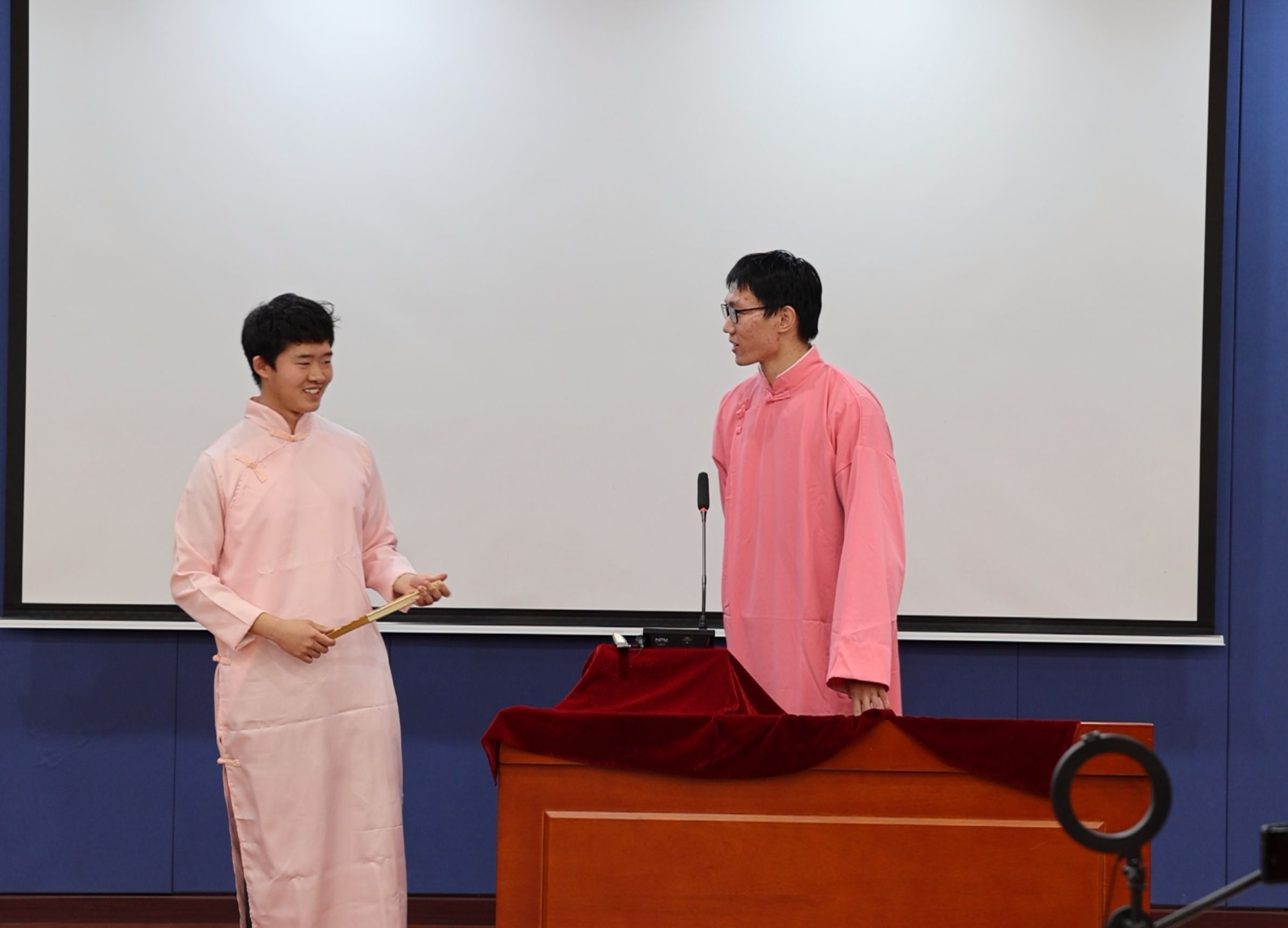 20231201首都医科大学砚语相声社专场演出-赵嘉一 许