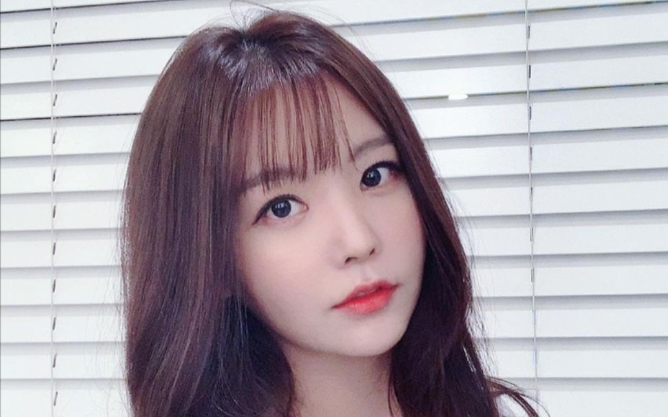 一哈raina 210625直播部分录屏(内含说中文)