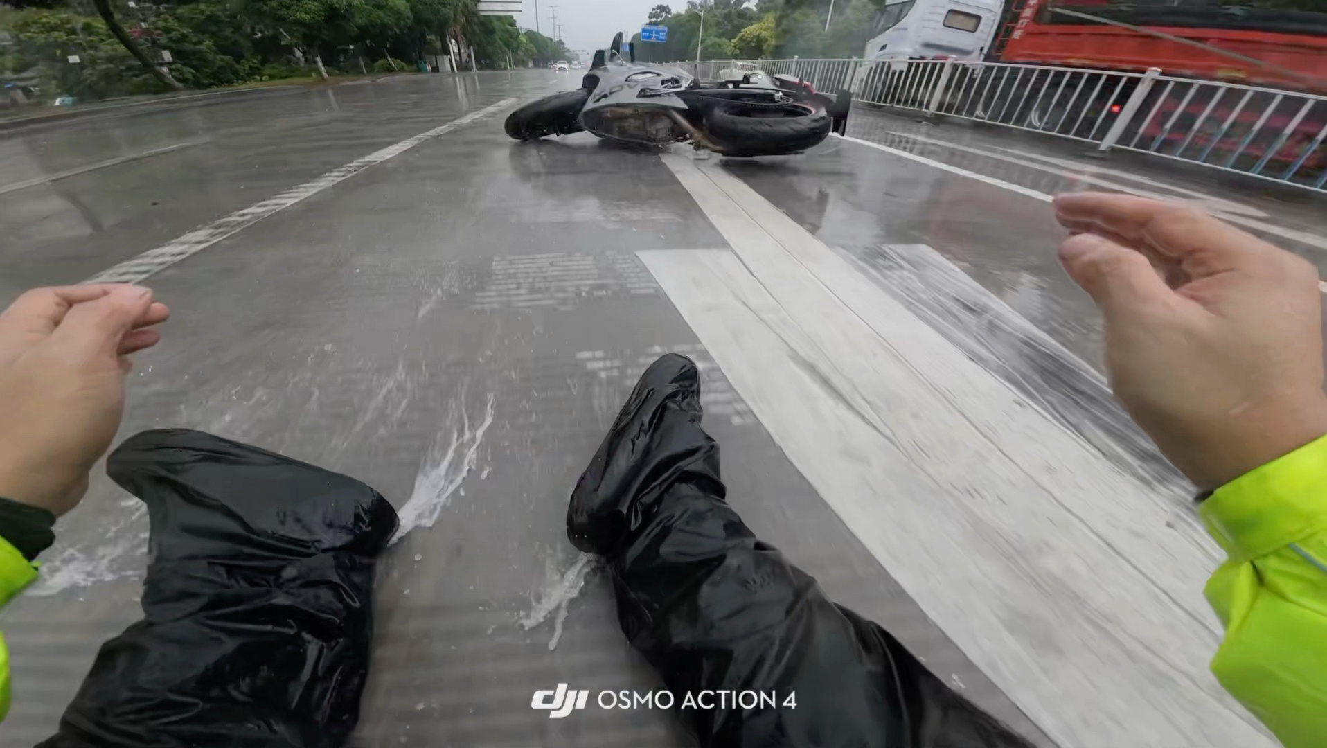 沥青路突然变水泥路 比德芙还丝滑