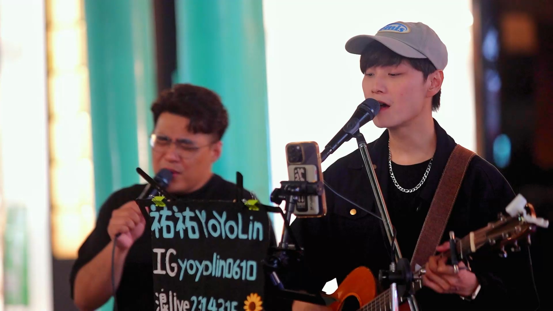 阿拉斯加海湾(菲道尔) 吴镇安.佑佑 街头唱歌 #忠驼论坛 #fyp