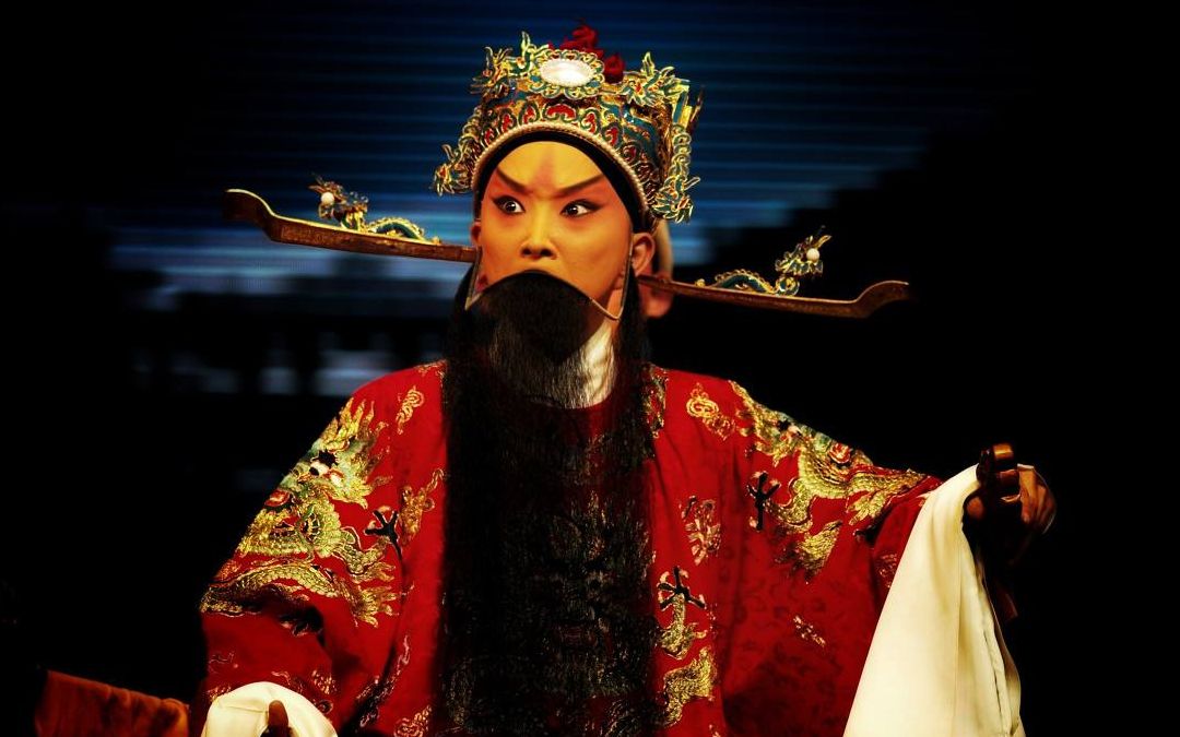 张建国王佩瑜惊艳演绎京剧《珠帘寨》选段