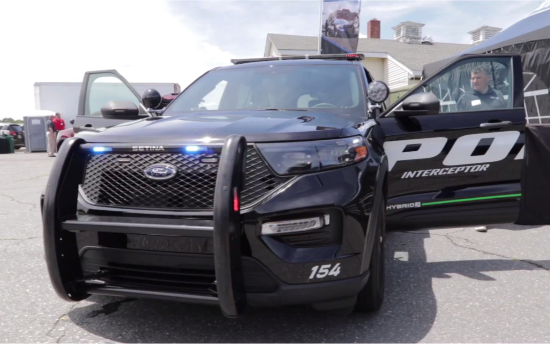 【第一人称驾驶】2020款 福特警察拦截者比较