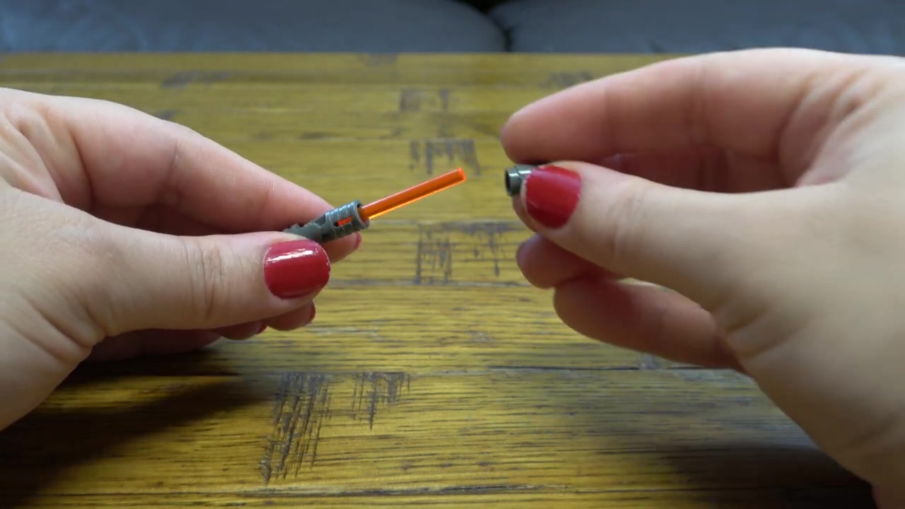 "制作迷你乐高牙刷"