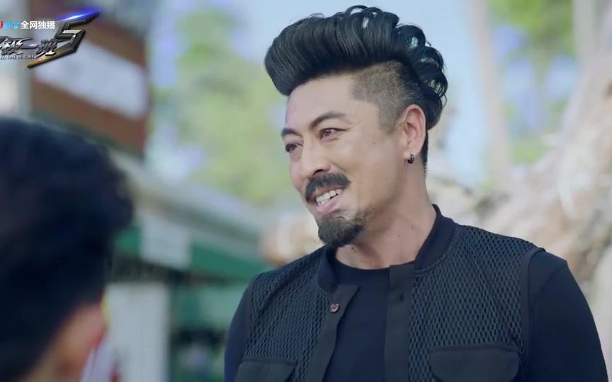 终极一班5:黑龙在断肠人葬礼上出现,说了一席话让人心碎成渣