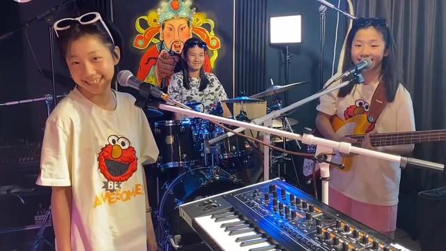 谢幕离场 @30333032&303332 @李欣悦