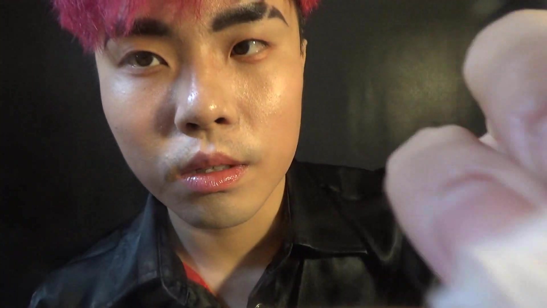 【jisu 助眠】伸出爪爪,看看指甲,屏幕上的指甲保养_哔哩哔哩_bili