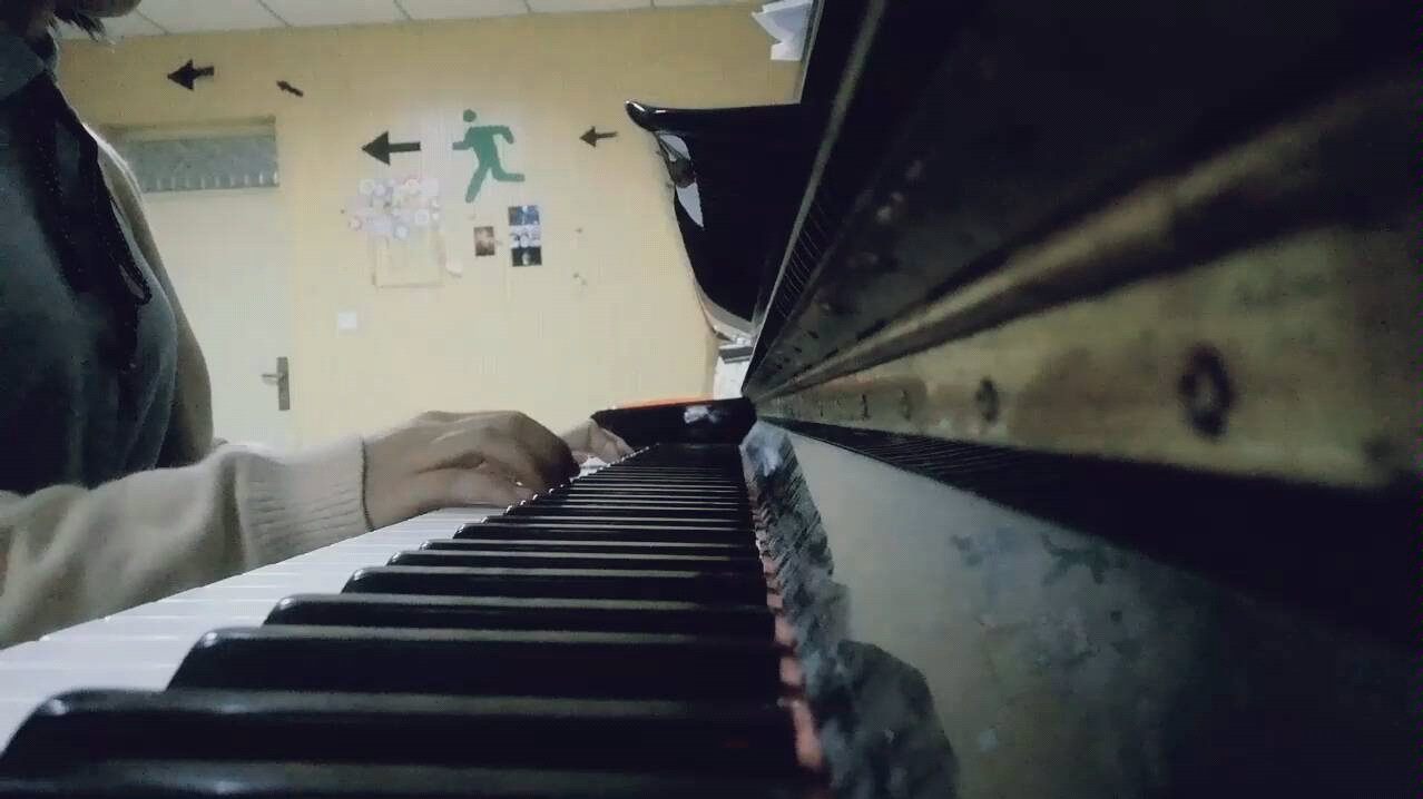 钢琴badapple刮奏