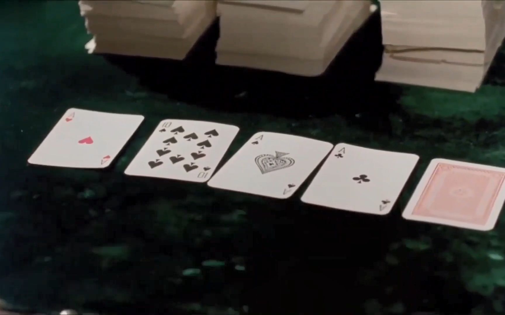 日本赌王三张a自以为吃定全场没想赌神三张k让他倾家荡产