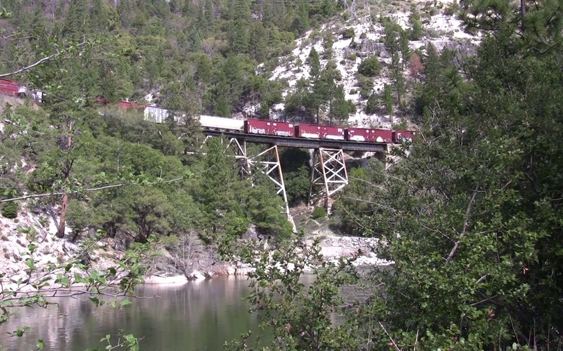 [图][HD] A Day in the Feather River Canyon