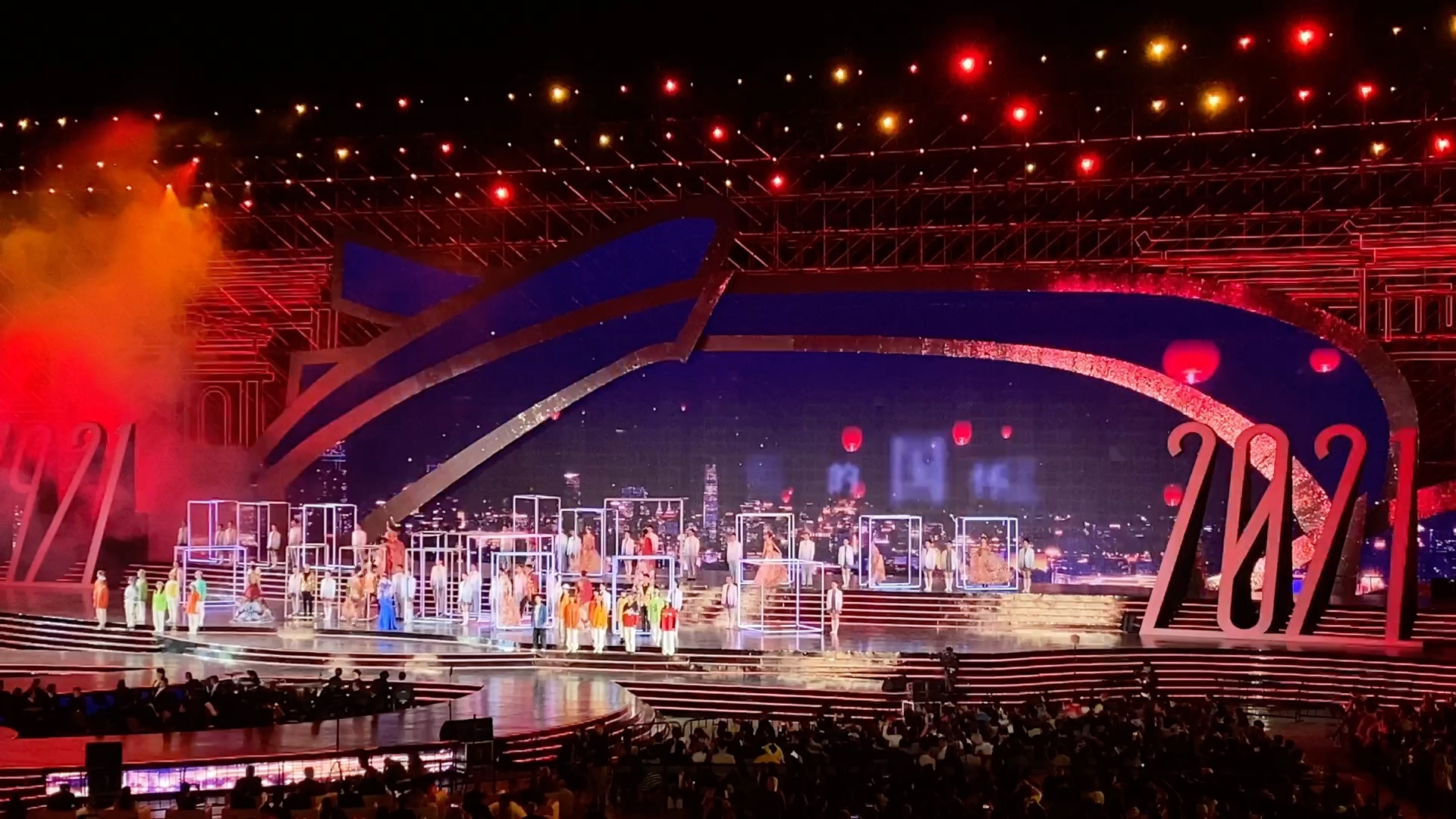 活动  厦大百年校庆 灯火里的中国-张也 渣录