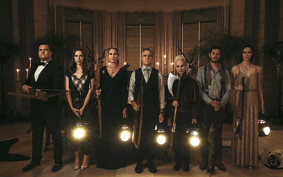 互动视频互动游戏新婚夜却遭到男友家人疯狂追杀你能逃