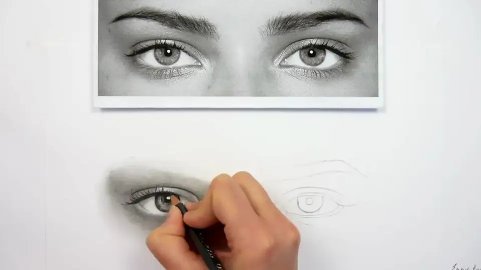 Drawing a Portrait with Graphite Pencils