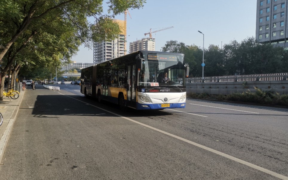 北京公交612路莲芳东桥北西钓鱼台部分车后方拍摄