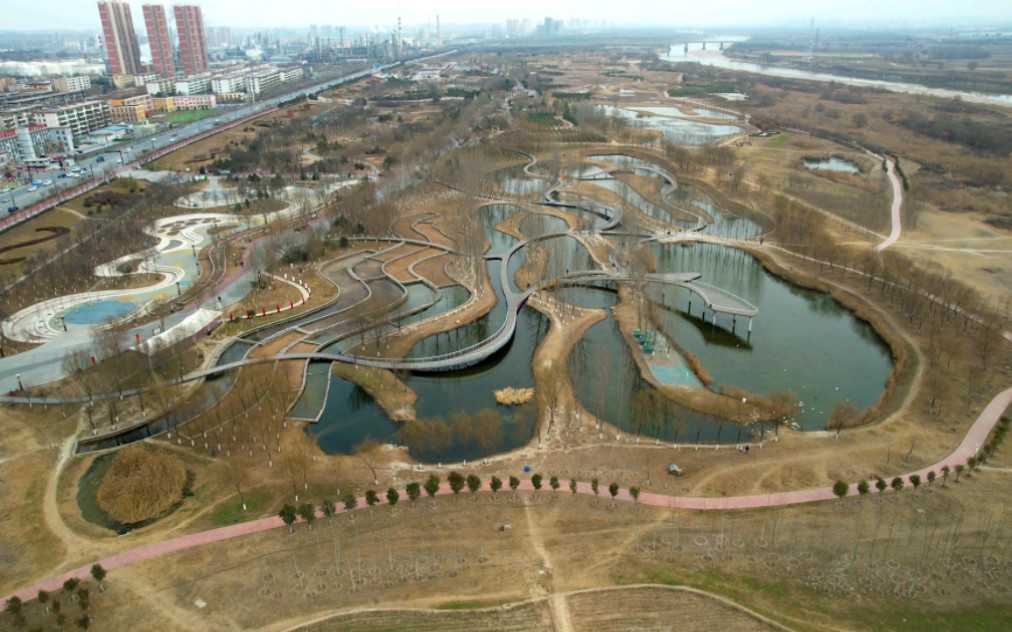 航拍陕西咸阳市渭柳湿地公园美丽景色