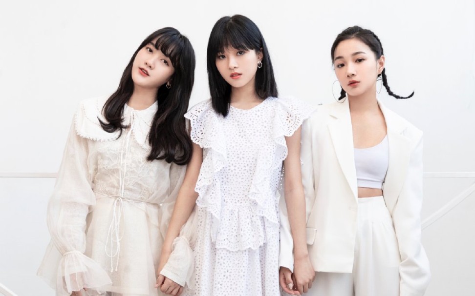 sis组合成团441天成长纪念短片