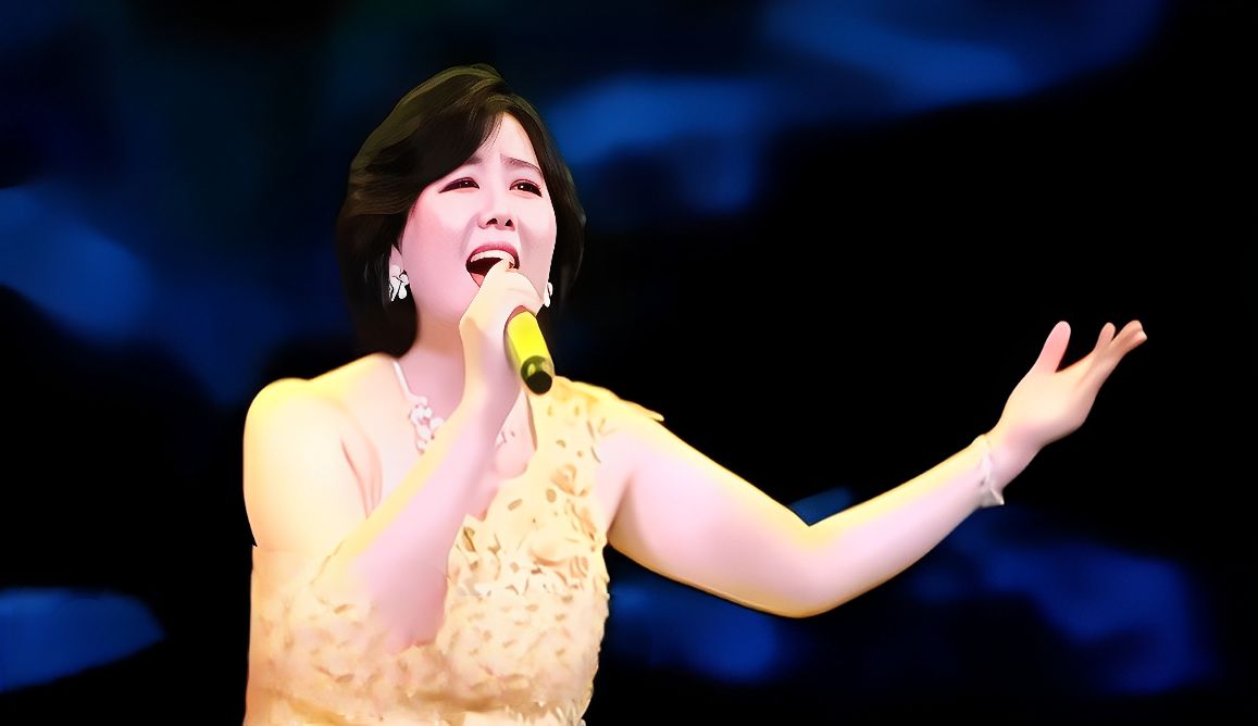 朝鲜歌手朴美京简历图片