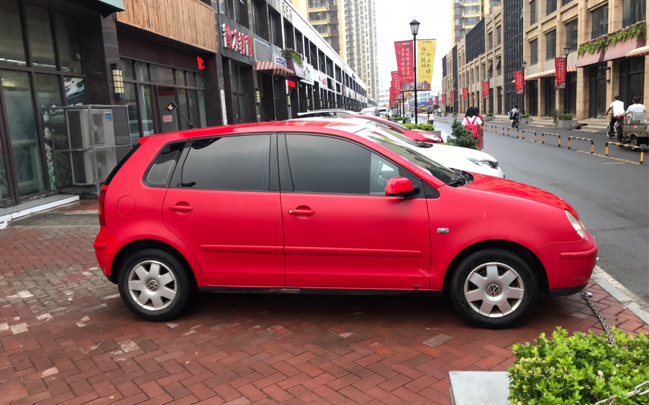 03年出厂04年上牌的大众四眼polo还值得买吗