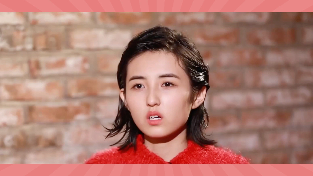 张子枫是谢霆锋姐姐吗?