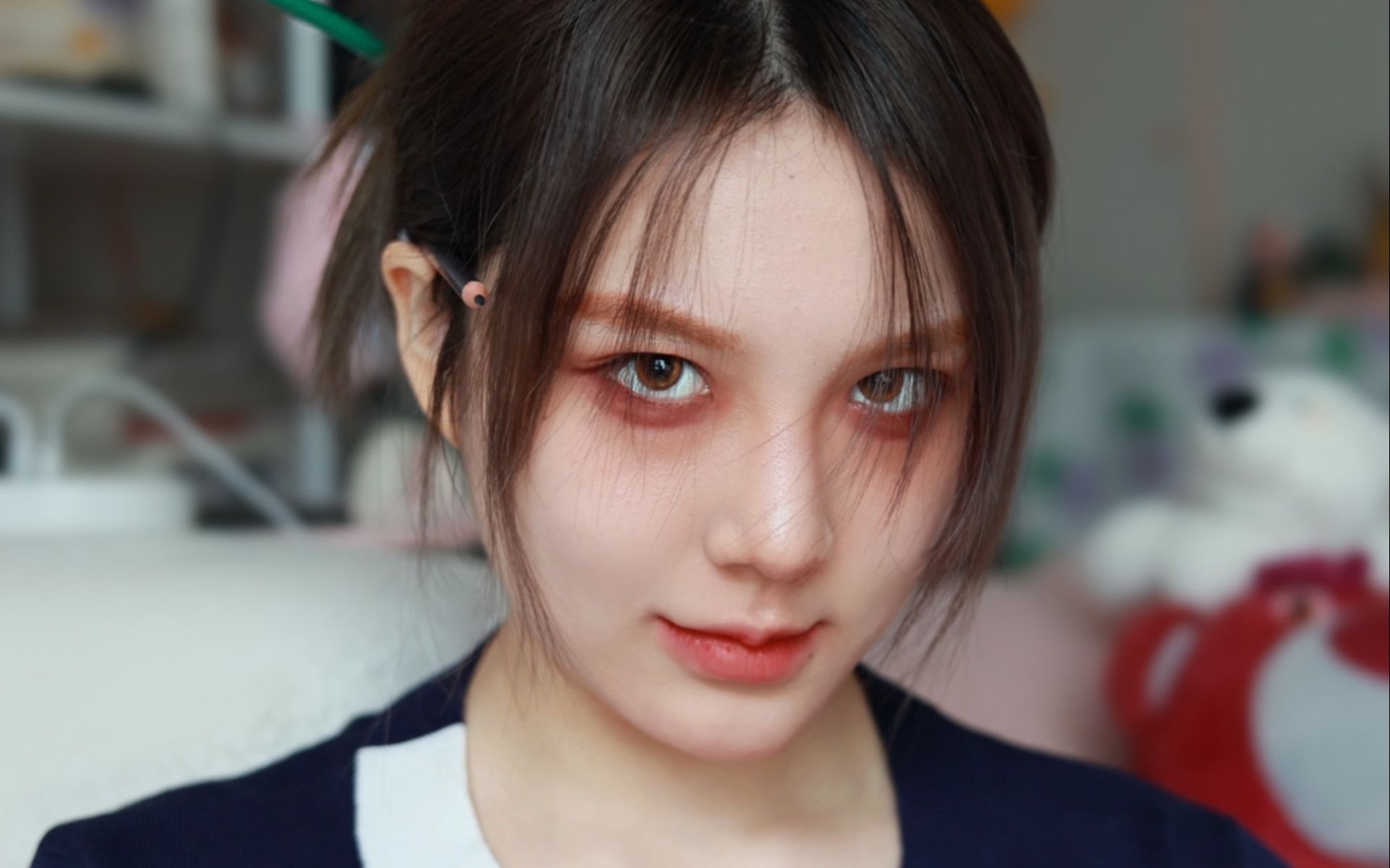 这是一个李莎拉仿妆:她告诉我,做人不能没有下限.