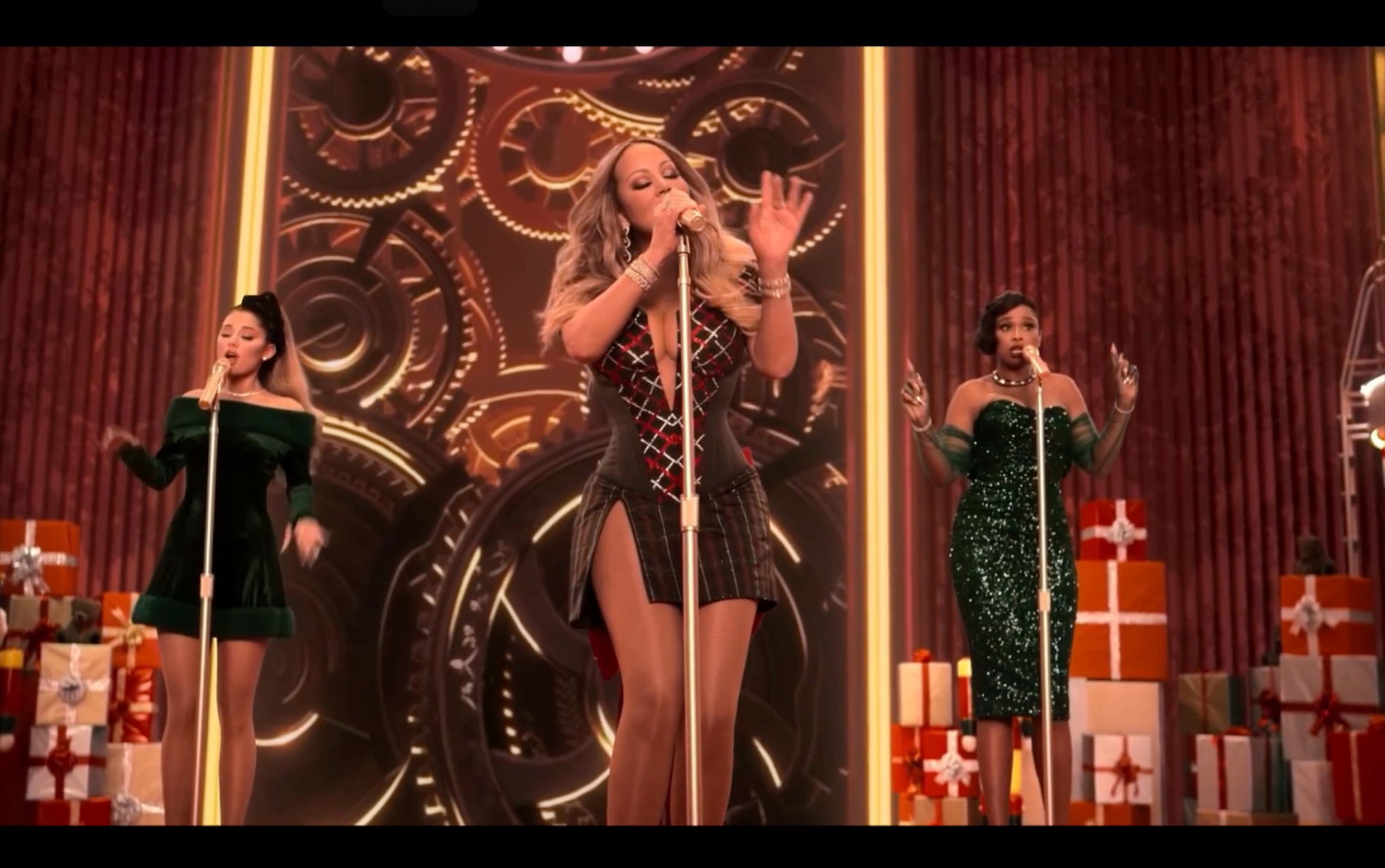 mariahcareyohsantaftarianagrandejenniferhudson官方mv