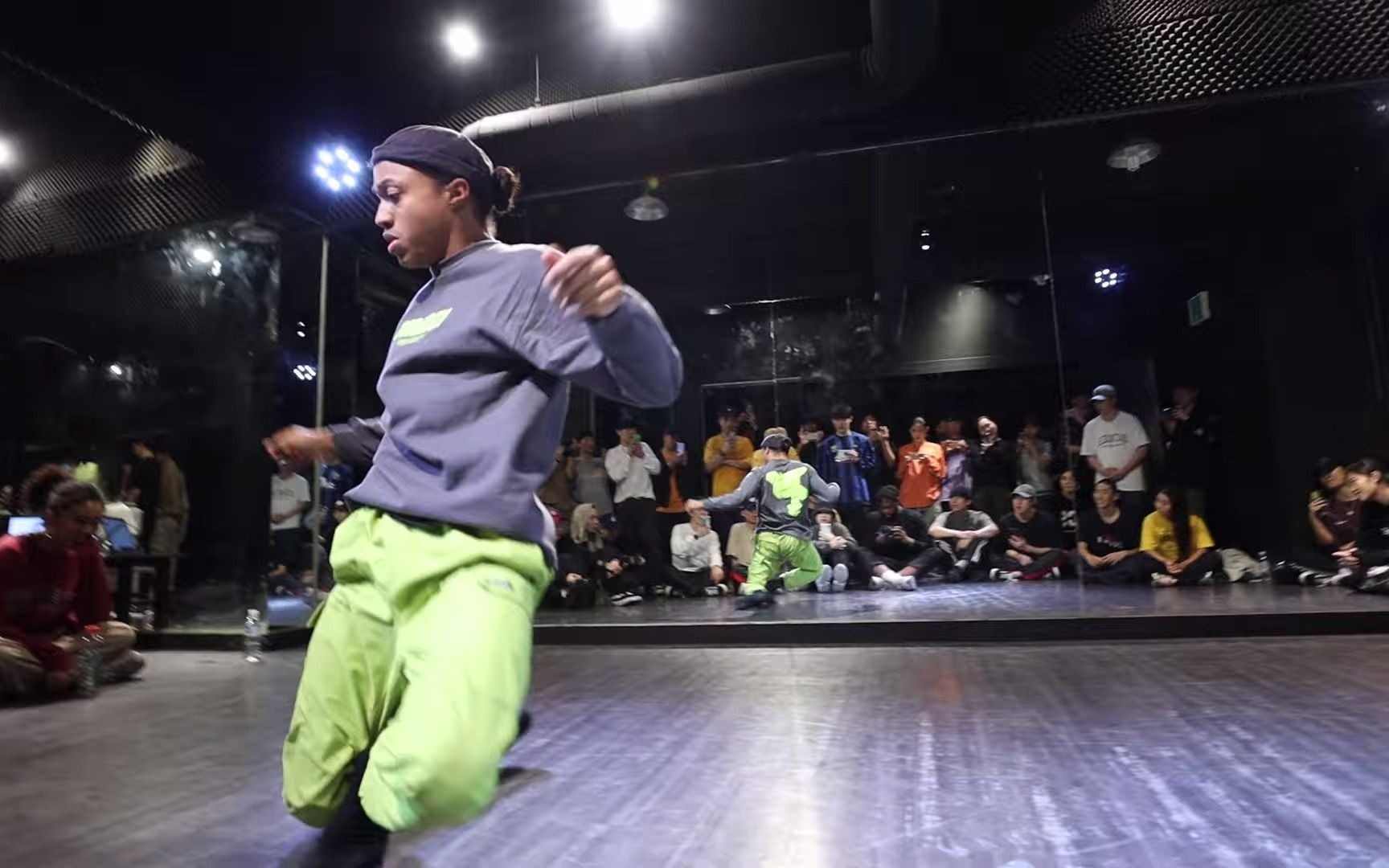 【hiphop】行云流水般的动作 hiohop大神paradx 的即兴表演 the art