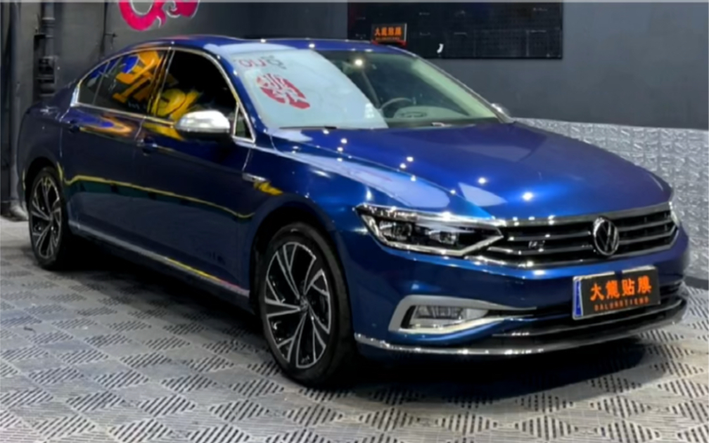 大众迈腾暗影蓝