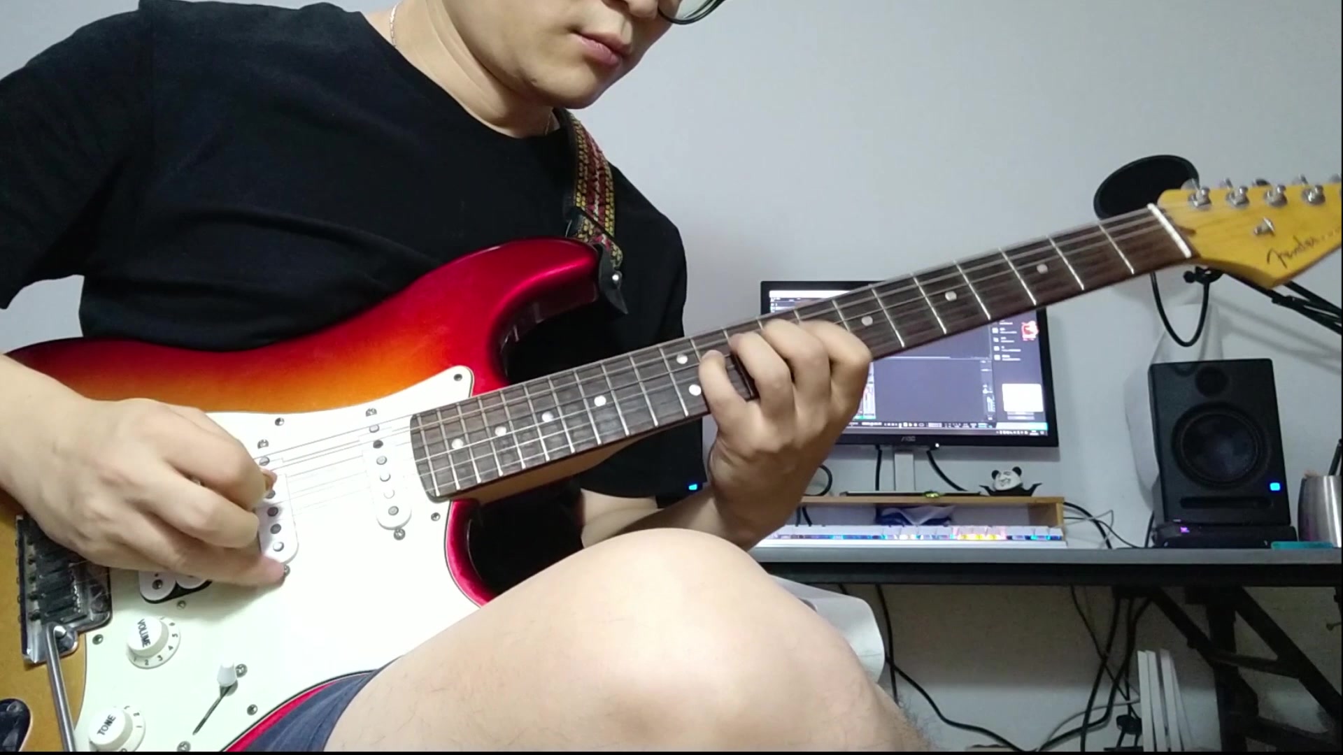 [图]New Horizon - Vinai T.[Guitar Cover]