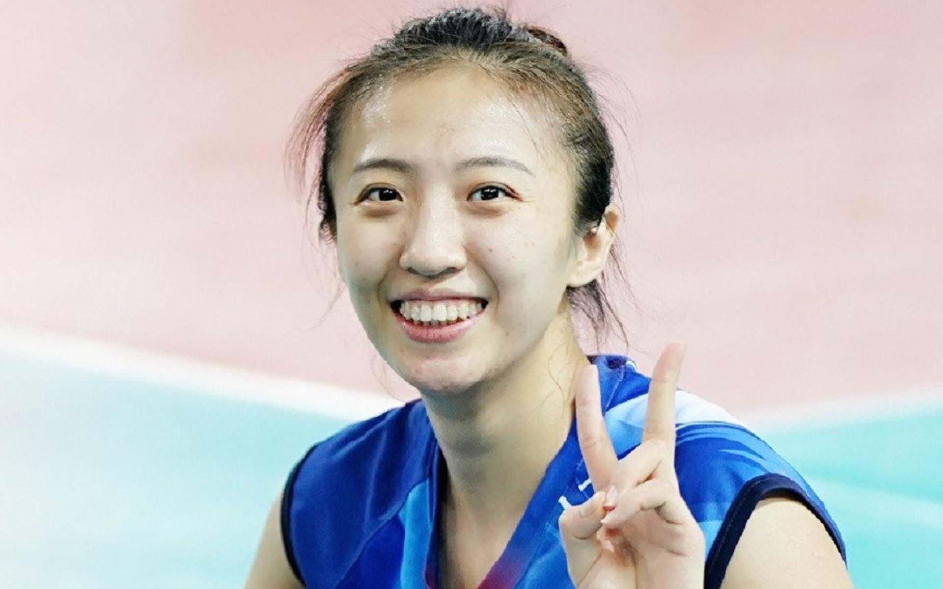 丁霞正式离开中国女排!一句话表明了自己的去向,球迷含泪不舍