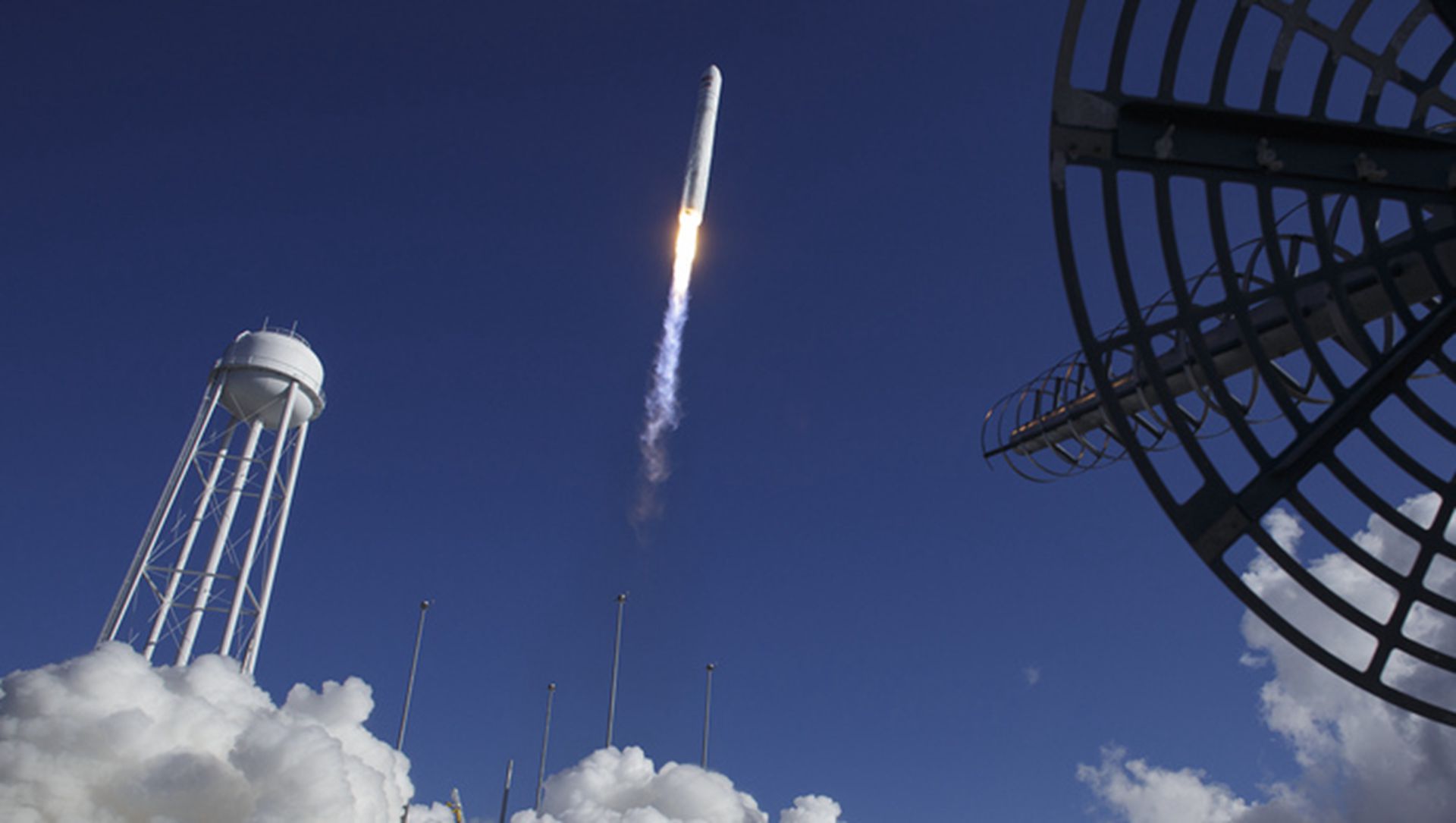 美空军试射"民兵-3"洲际弹道导弹,为转移疫情带来的矛盾?