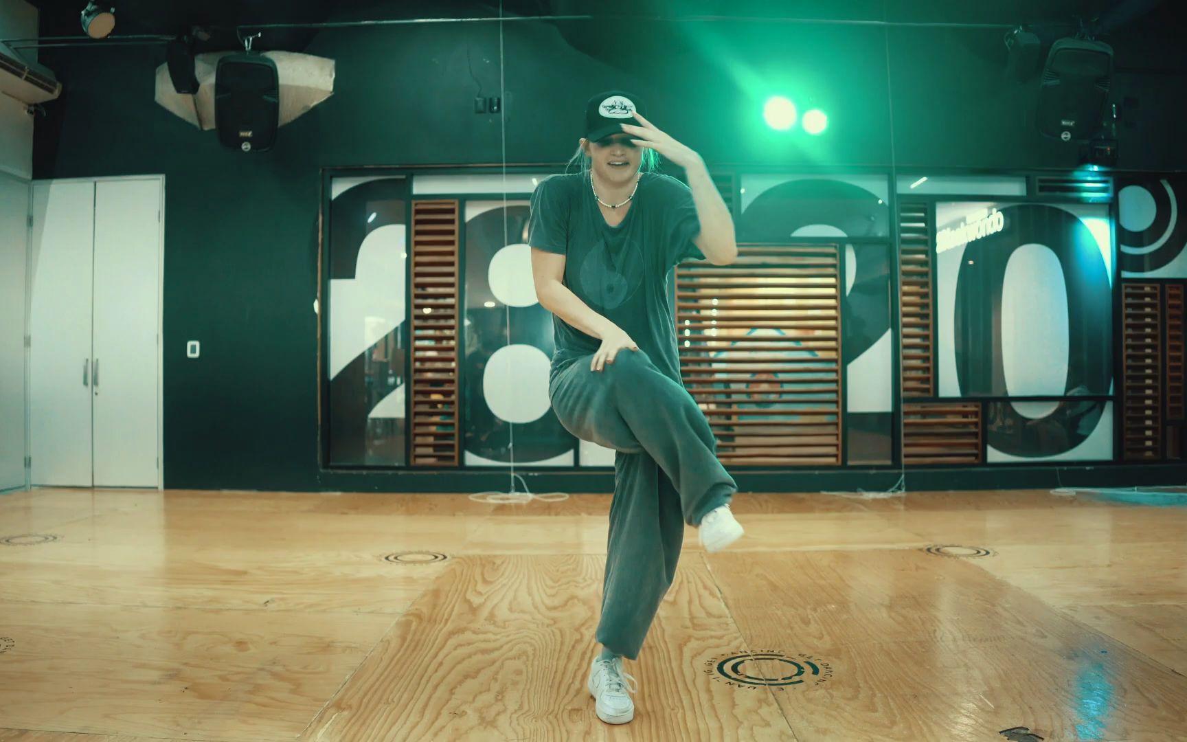 afterpartydontoliverchoreographybydelaneyglazer