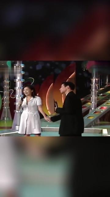 这是1996年,张学友和刘嘉玲合唱这首经典老歌 《无言的结局》喜欢的
