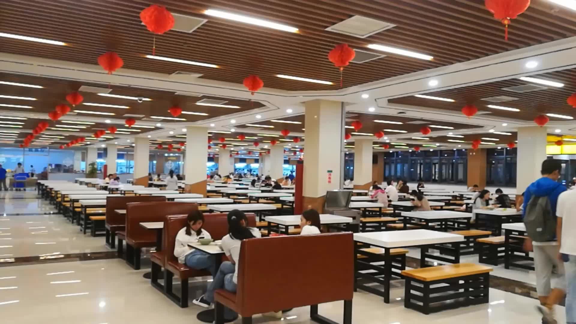 真实vlog拍摄山东大学食堂大学生这么好的伙食和就餐环境怪不得长得好