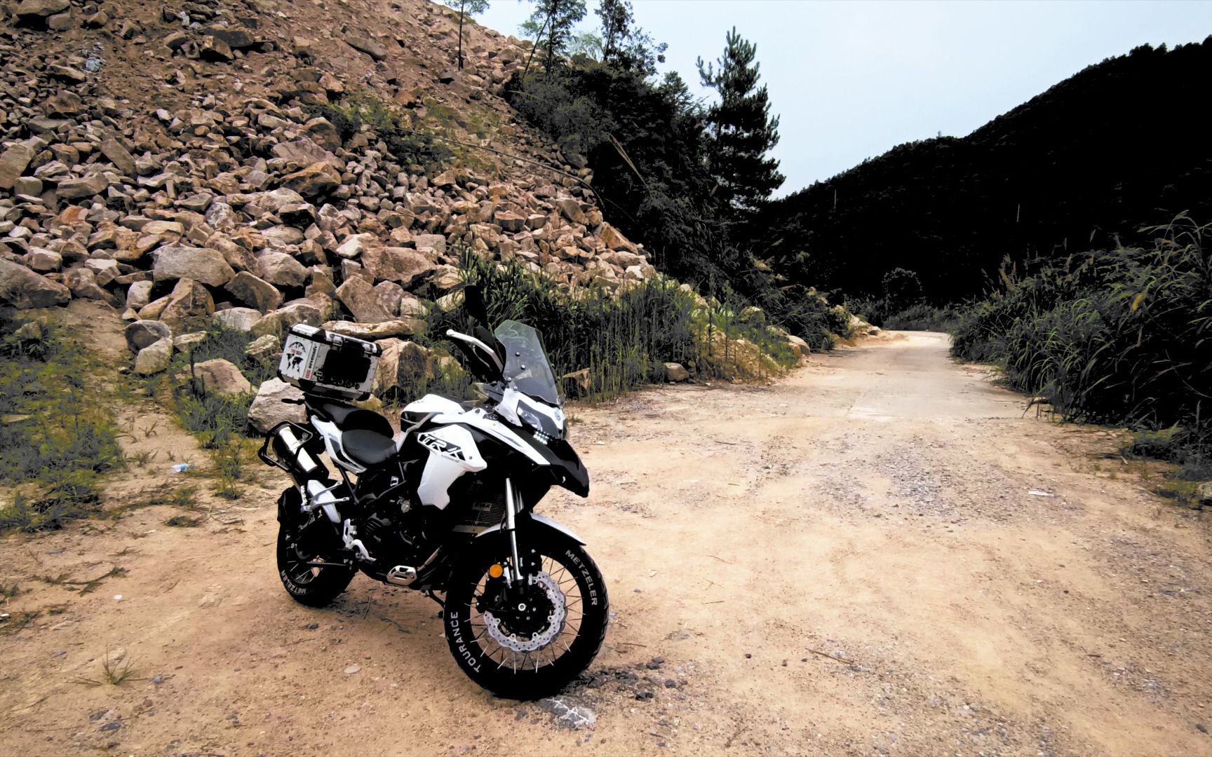 骑adv最应该做的事-贝纳利金鹏502x混剪