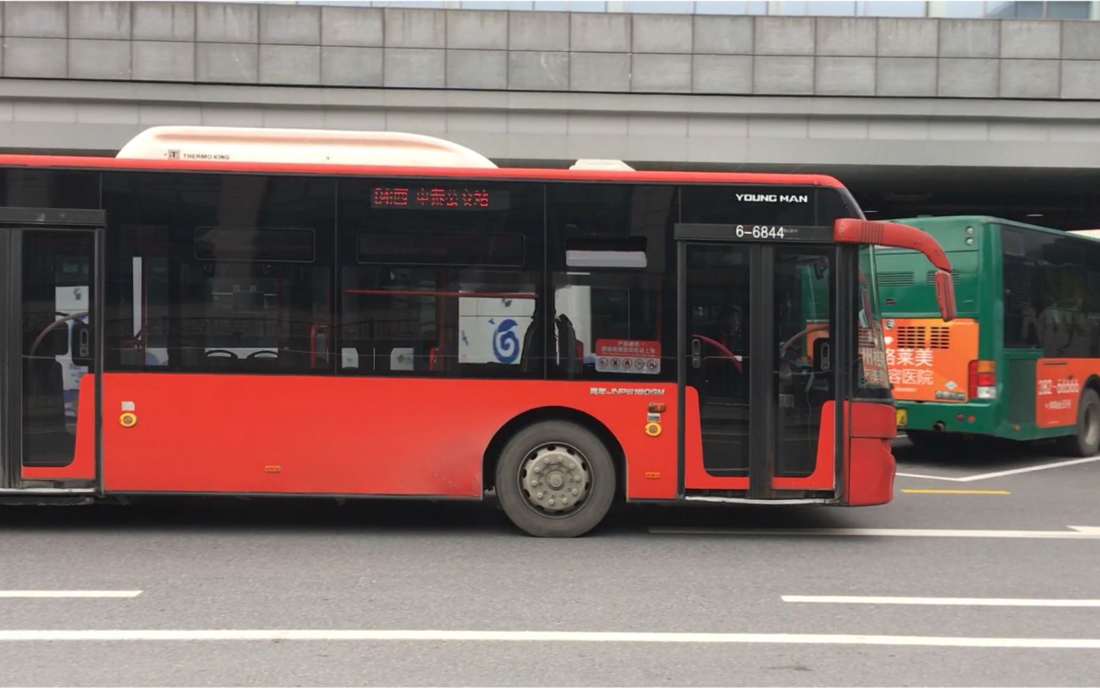 【杭州公交】jnp6180gm b4路 6-6844