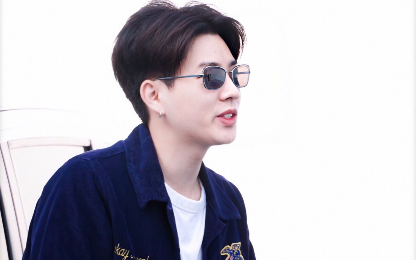 【offgun】爸比跳舞?我真的太喜欢这个男人了!搞笑的同时又很可爱