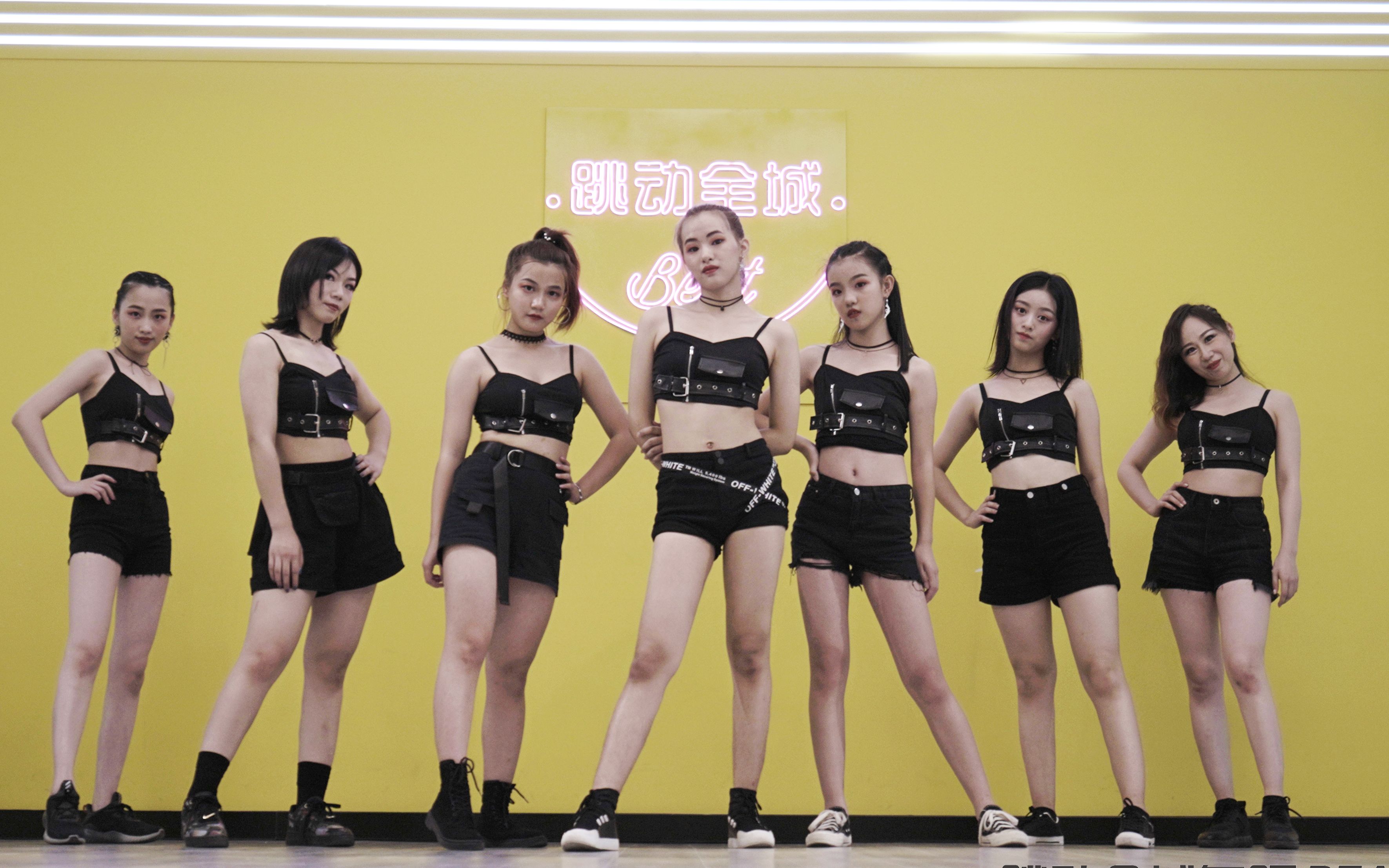 [图]爵士舞《Ooh La La》这才是我心目中女生跳舞该有的样子！