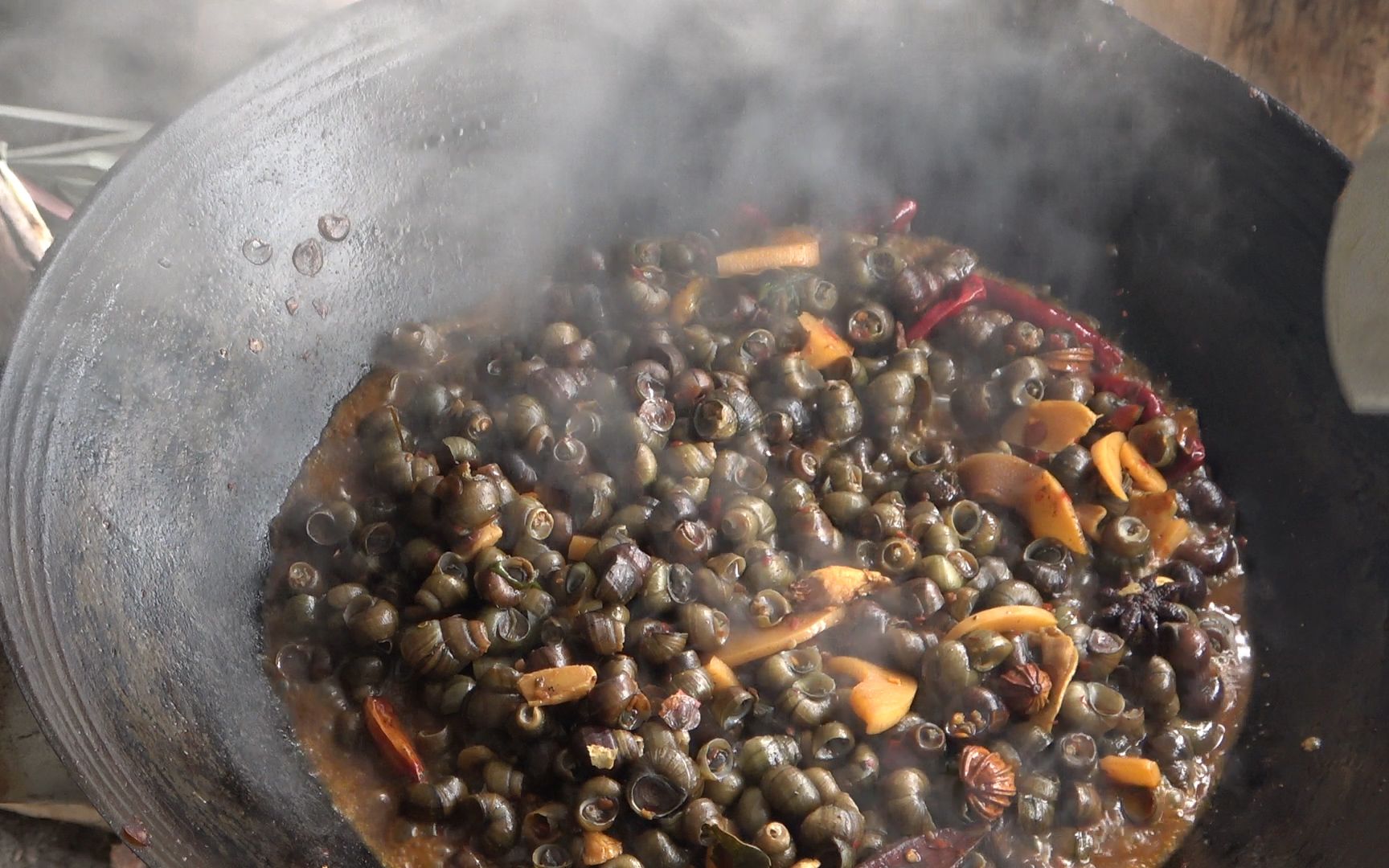 农村田螺这样炒好吃,干净又美味,螺蛳不腥又好吸,过瘾