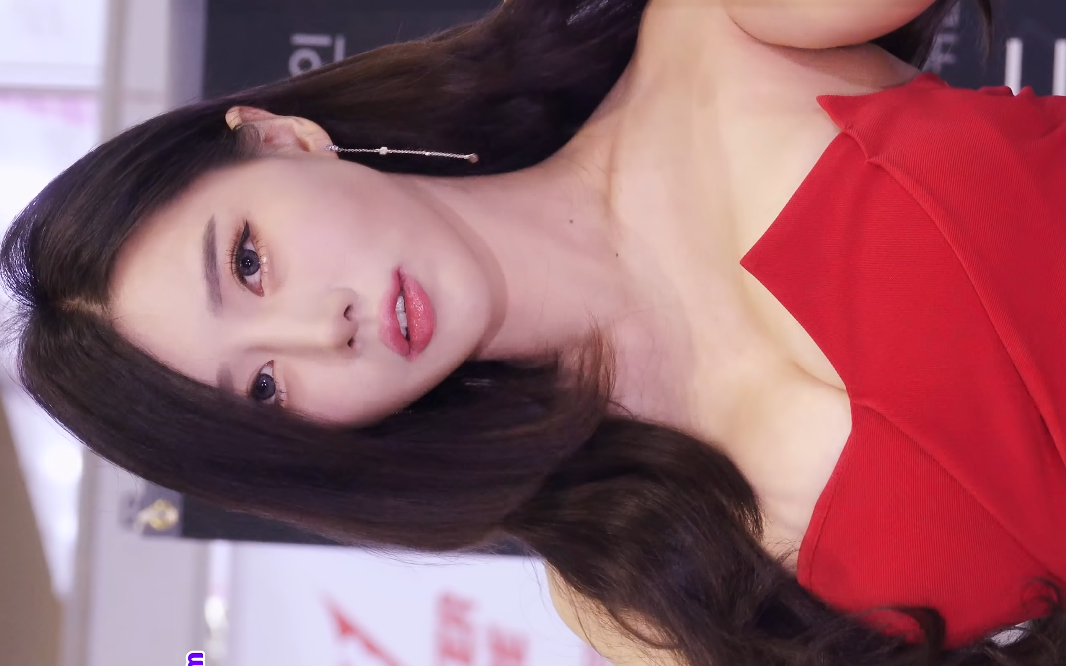 总是吸引最多眼球 宋珠雅 红裙 song joo ah 很多特写