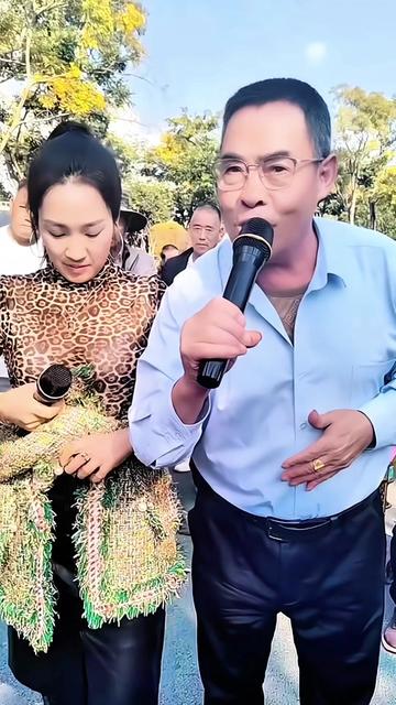 云南山歌:大天大地种包谷.李顺洪