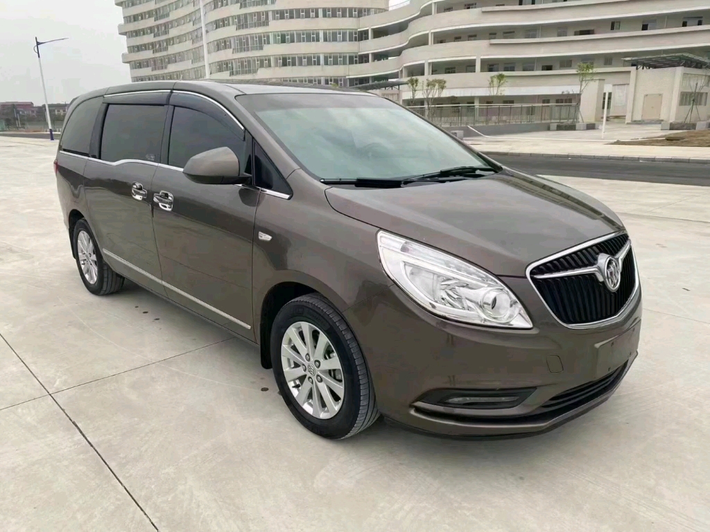 18年6月份上牌别克gl8,2.