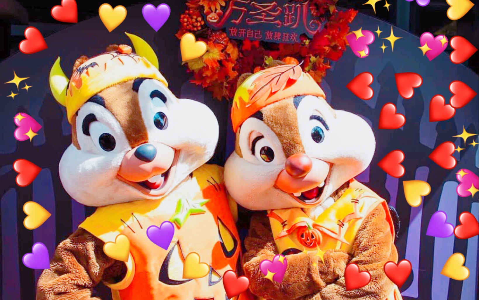 奇奇和蒂蒂吸鼠搬运迪士尼乐园最皮的两只小可爱的卖萌蹦迪日常