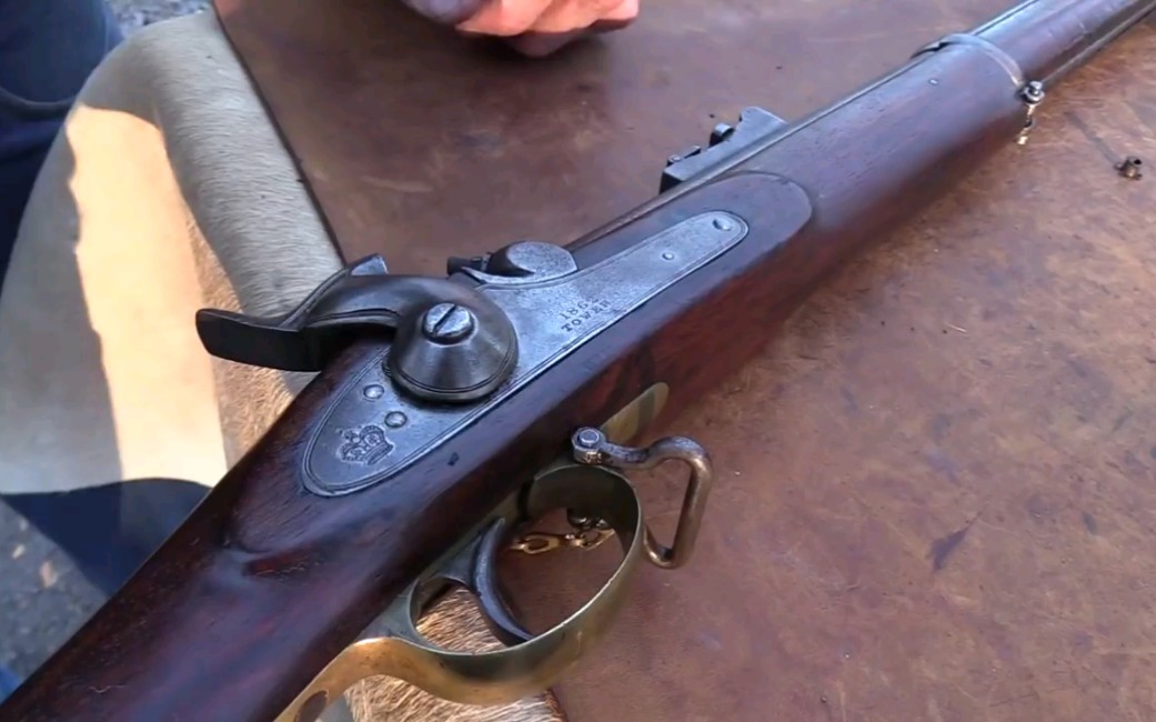 英国 恩菲尔德p53击发步枪射击