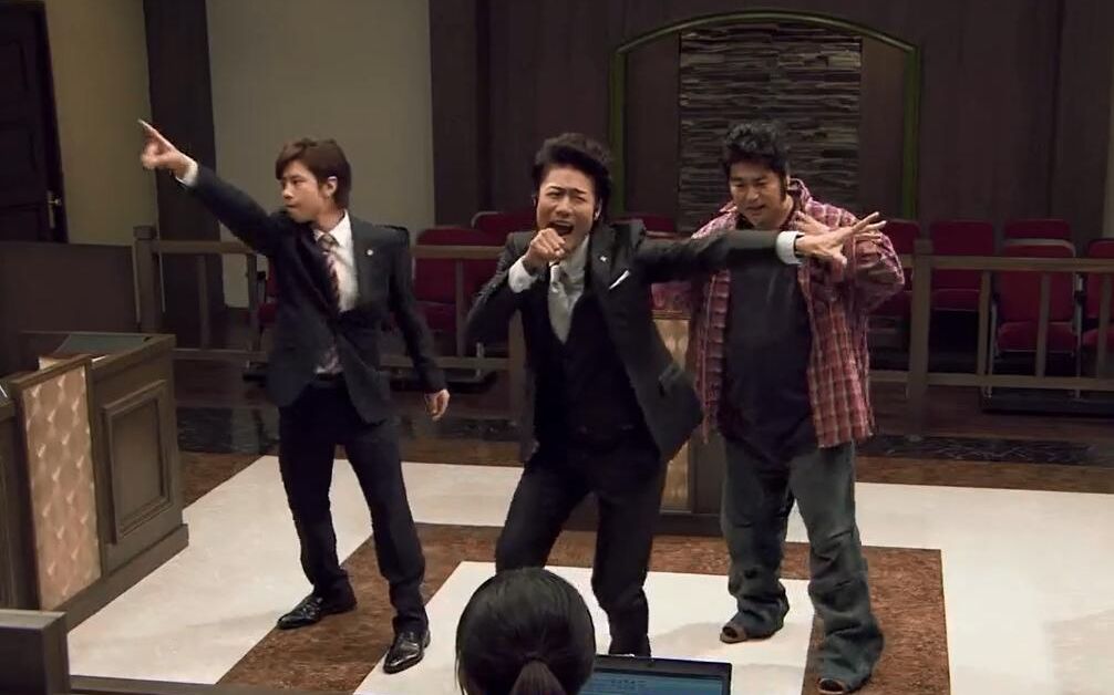 审判长肚子饿了