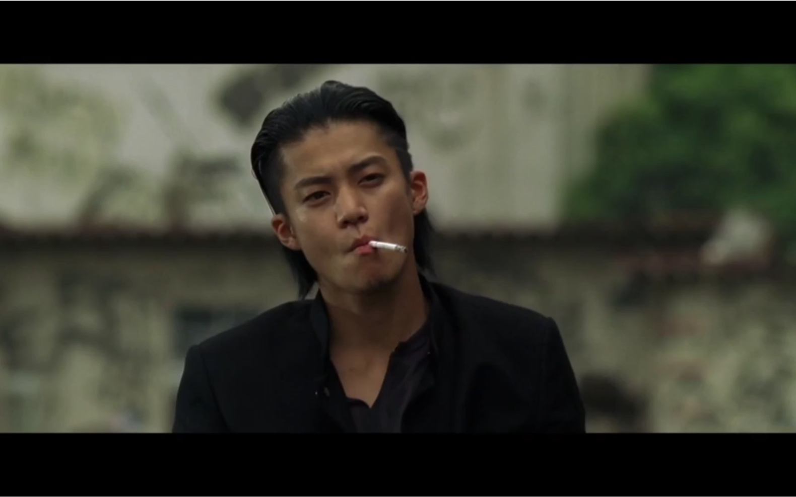 泷谷源治和芹泽,你喜欢哪个呢?