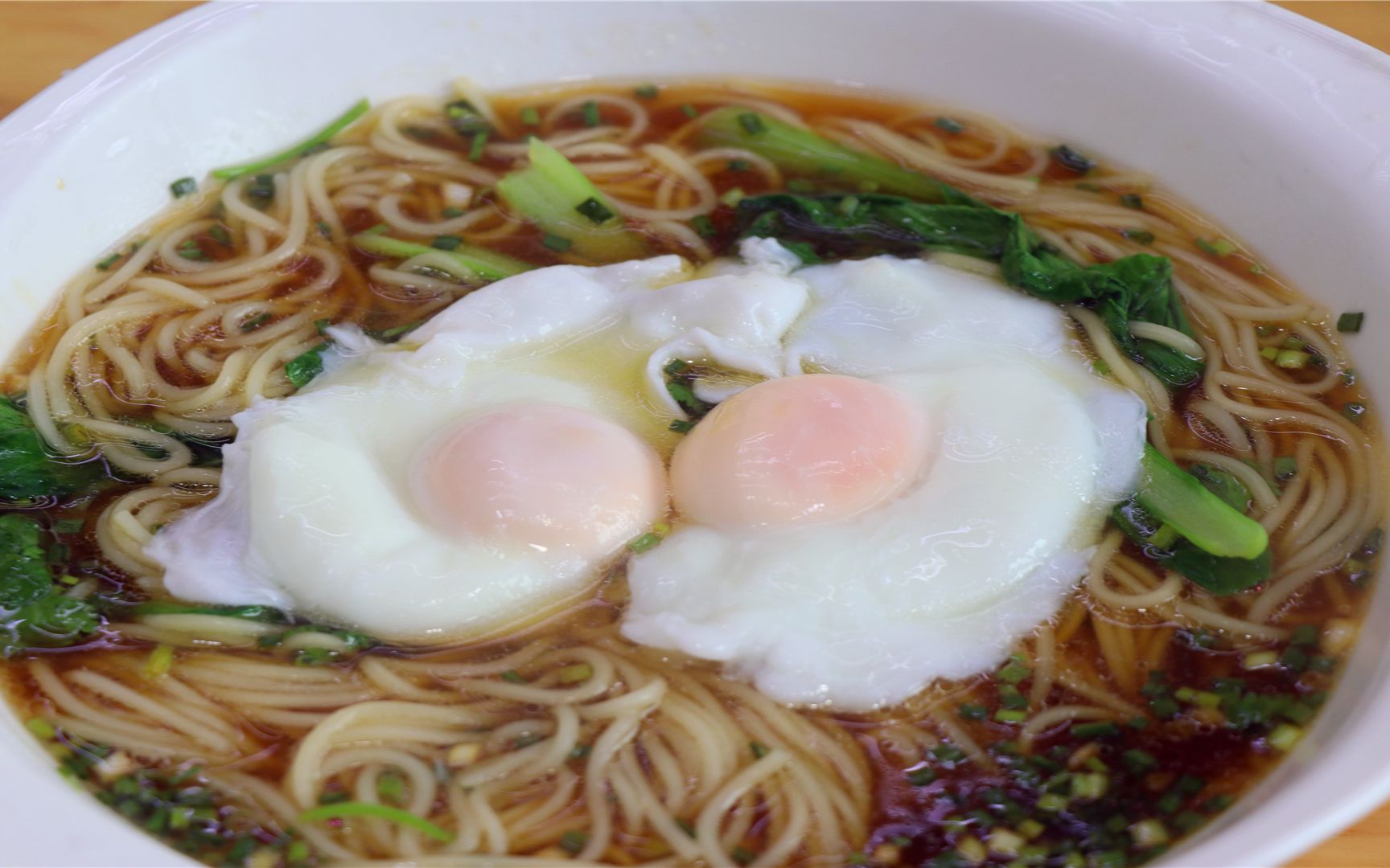 早餐想吃面条不用去面馆了,教你很简单美味的做法,分分钟就搞定