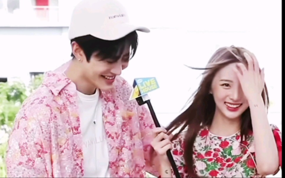 郑乃馨×mike-对于彼此慢慢的相知到相熟