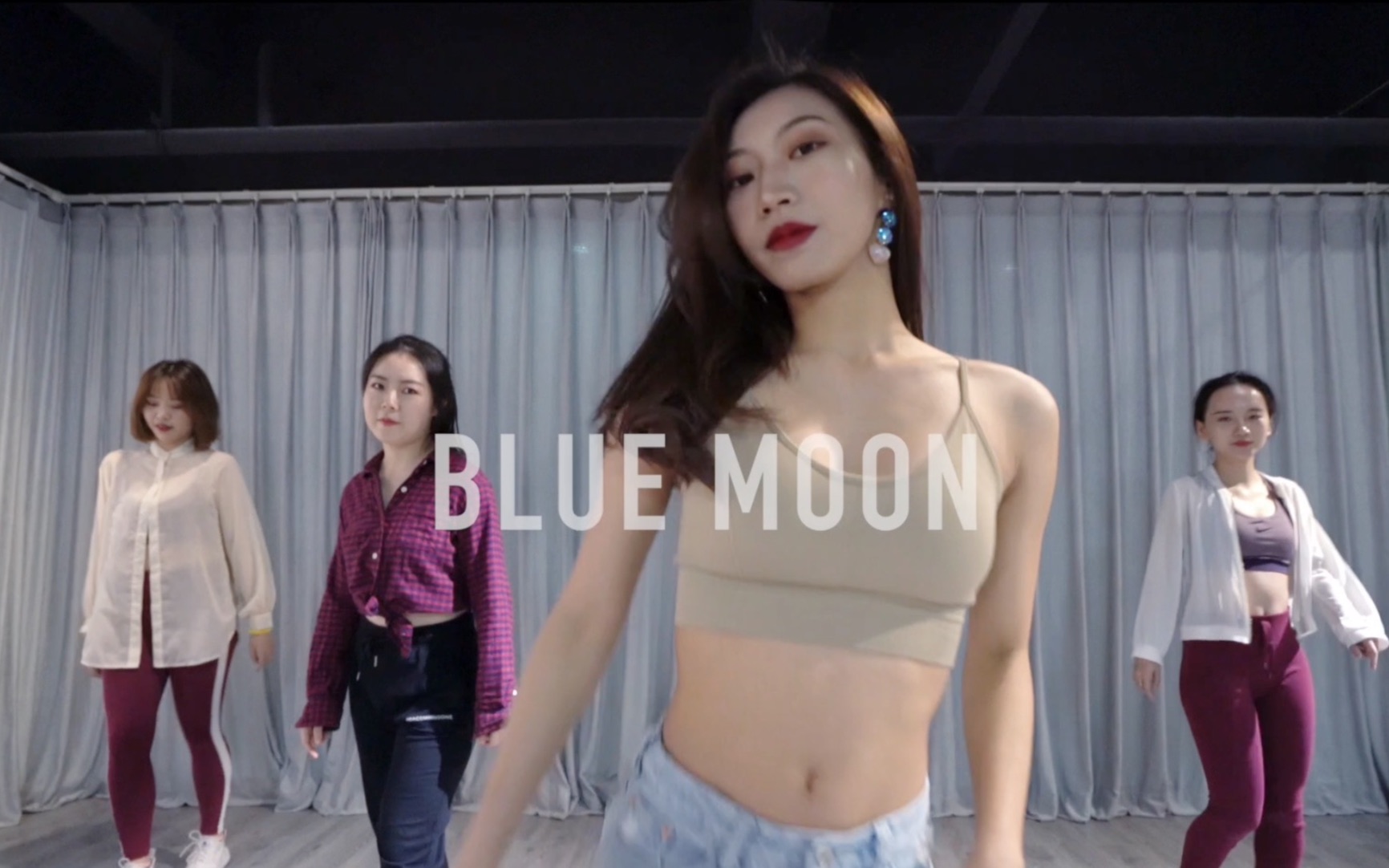 [图]【spop】抖音宝儿老师爆炸好身材《blue moon》完整版