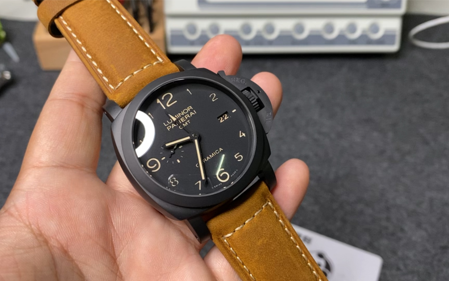 【熊猫说表】vs沛纳海441 pam441陶瓷壳