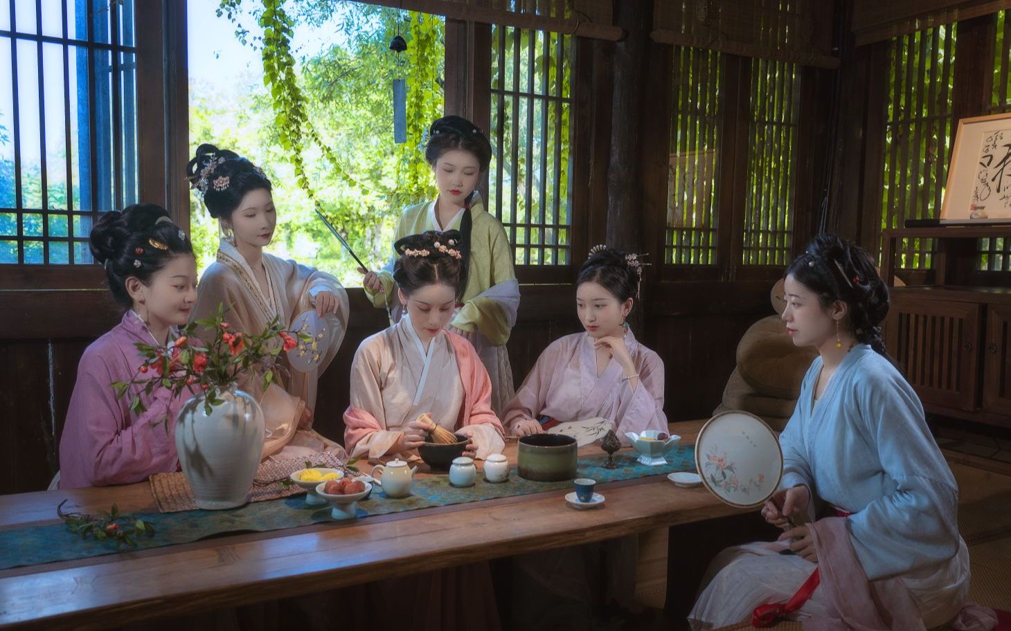 宋代汉服群像一起走进宋代风雅生活