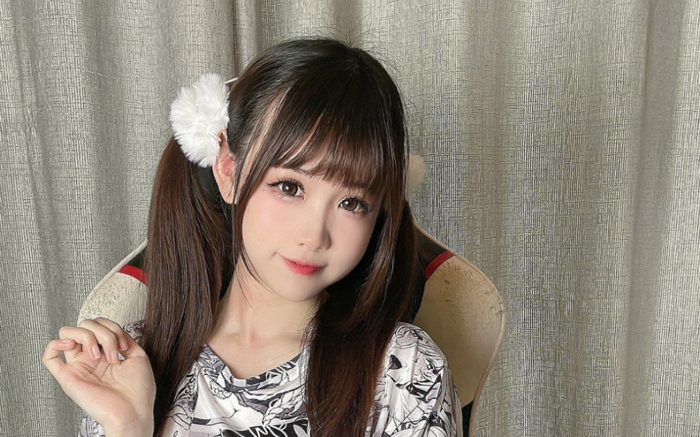 miko酱粉丝送了双奇怪的丝袜